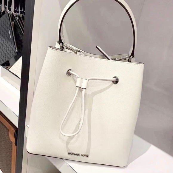 Michael Kors Suri Large Bucket Messenger Crossbody Bag Medium 10x10 - Picture 3 of 7